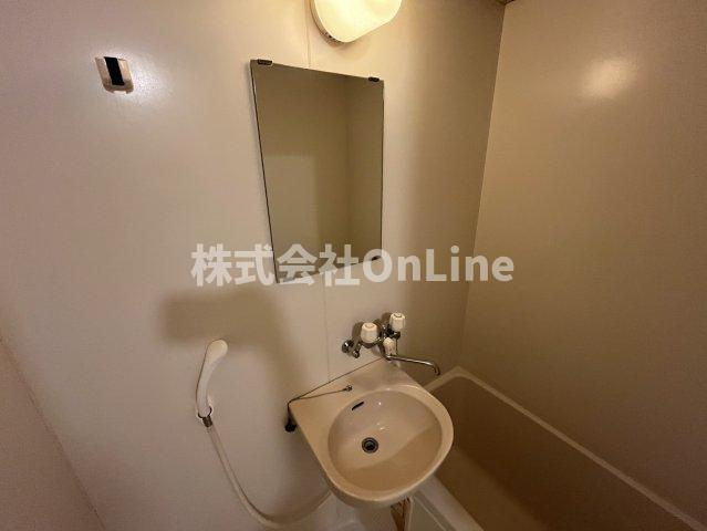レオパレス山本の洗面所