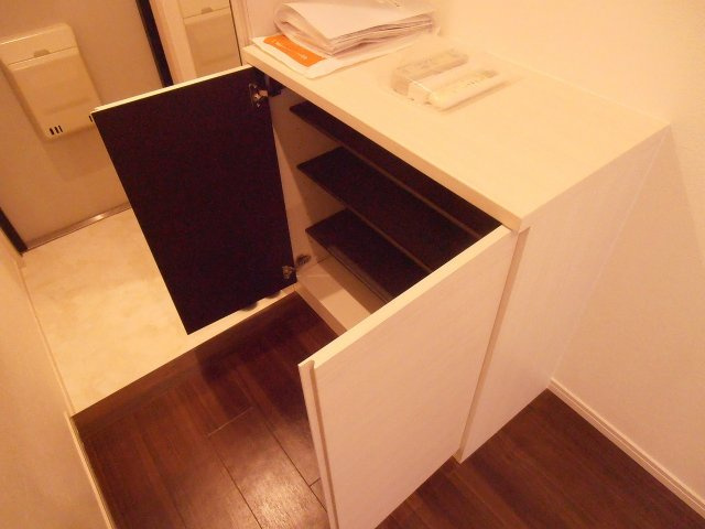 新大橋永谷マンションの収納|シューズボックス