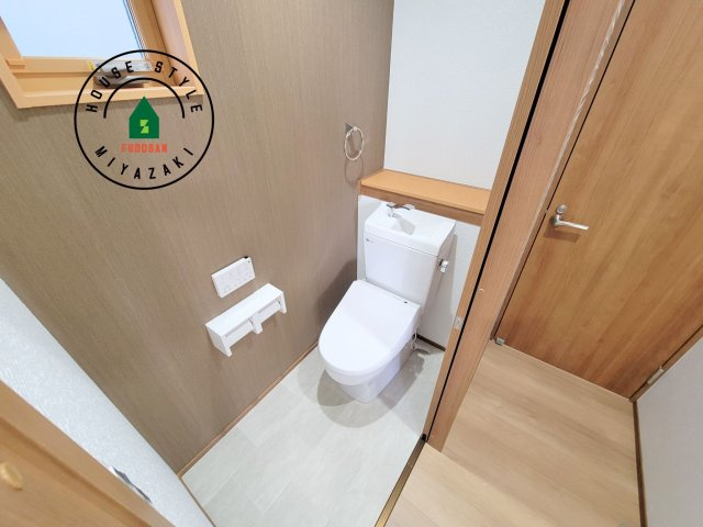 パティオニュータウン月見ヶ丘（26号棟）のトイレ|温水洗浄便座を完備しております。2ヶ所にトイレがあるのは朝の慌ただしい時間も安心です。