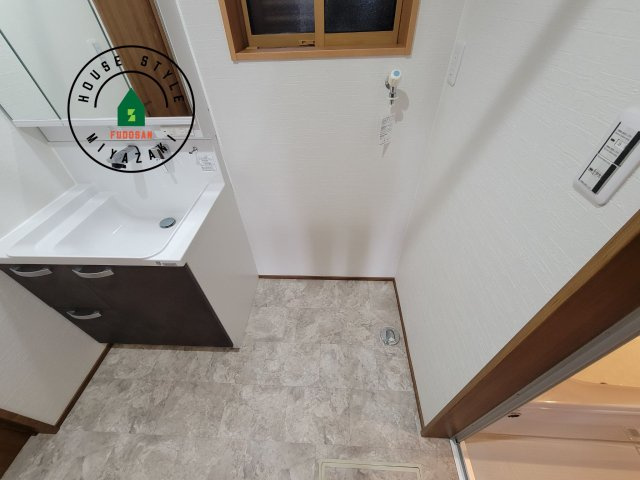 パティオニュータウン月見ヶ丘（26号棟）のランドリースペース|ランドリースペースとなります。広々して有効的にご使用できます。 