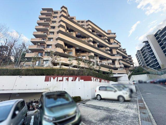 インペリアル千里青葉丘