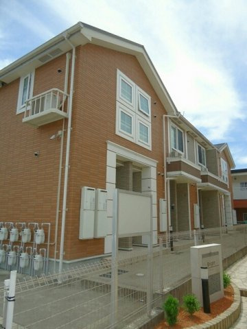 パトラッシュのエントランス|外観もきれいです