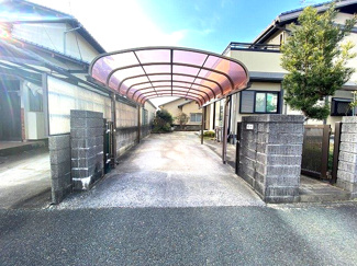 【前面道路含む現地写真】