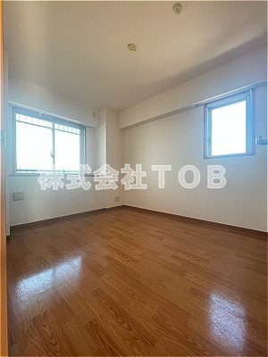 【洋室】 | オーキッドスクエア | 洋室5帖※クリーニング中の撮影※