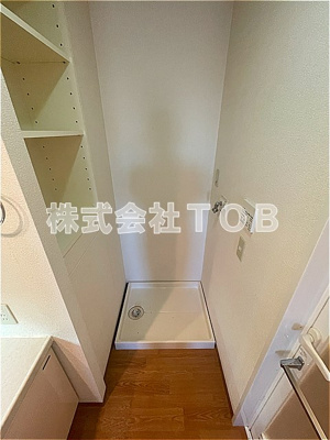 【その他】 | オーキッドスクエア | 洗濯機置き場※クリーニング中の撮影※