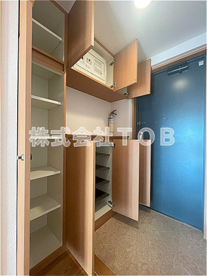 【その他】 | オーキッドスクエア | シューズBOX※クリーニング中の撮影※