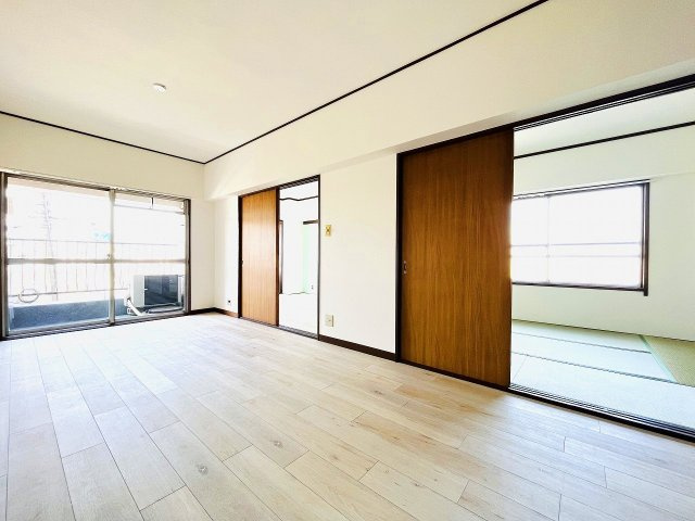 小田急線「登戸」登戸清川シュロスの画像