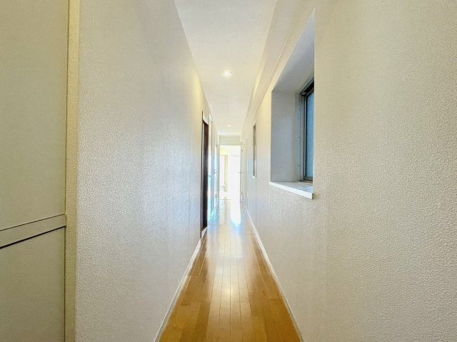 グランドメゾン住吉本町のその他|【玄関】
住まう人も来客も入った時にワクワクさせてくれる玄関です。