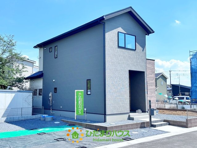 ワイウッドコート羽生市砂山第1期　新築一戸建て　07の外観|後ろから見ると全く違った印象になる物件です♪