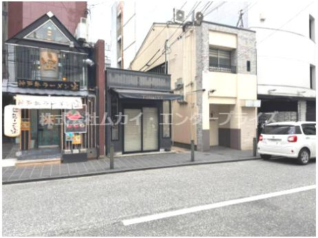 富永町店舗の周辺|前面の通りです☆