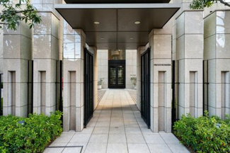 【エントランス】 | プラウド駒場：ペット飼育可能なマンションです！