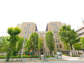 【外観】 | 「駒場東大前」駅徒歩５分！平成２４年築・２４時間有人管理で安心な大規模マンション、プラウド駒場は即日現地案内可能となっておりますので、お気軽にお問い合わせください！