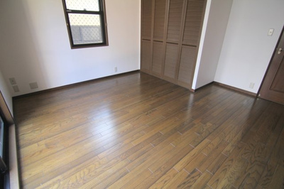 【子供部屋】 | 南塚口町6丁目貸家　戸建て | 1Ｆ　西側　洋室7．54帖