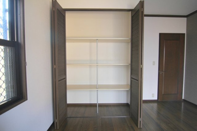 【子供部屋】 | 南塚口町6丁目貸家　戸建て | 1Ｆ　西側　洋室7．54帖