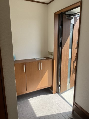 【成約特典有り】米沢市万世町牛森4150-31の居間・リビング|使いやすいリビングです