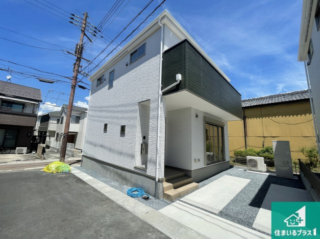 現地説明会開催　亀岡市京町　第2期　新築一戸建ての外観|安心の10年保証！外観を美しく保ち、雨水で汚れを落とします！気になることがありましたら、お気軽にお問い合わせください！
