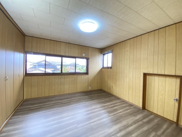 【洋室】 | 筑西市門井　中古戸建 | 使い勝手のいい洋室です