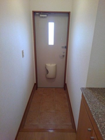 アルカンシェルⅡの玄関