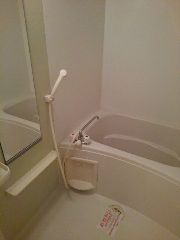 アルカンシェルⅡの浴室