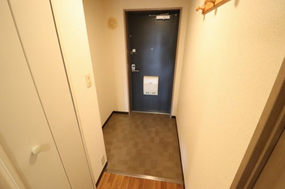 【玄関】 | サンライト鶴見