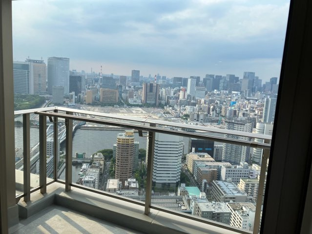 【バルコニー】