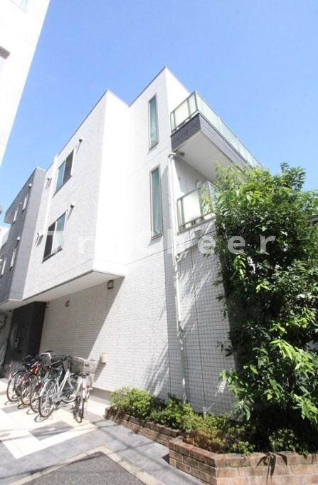 グリーンコート白山の外観