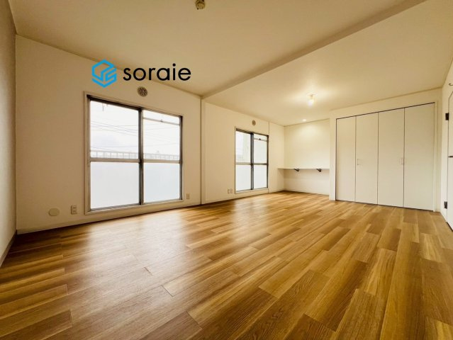 緑ハイツマンションの寝室