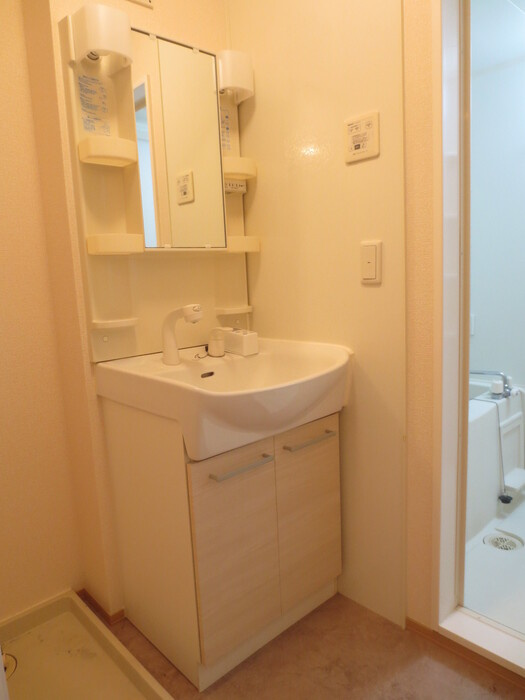 プレジオ南恒久|202 洗髪洗面化粧台