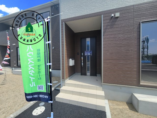宇土市岩古曽町第2-7棟（4号棟）の玄関|おでかけの時も帰った時も、「我が家」を最初に感じでもらえる素敵な空間に。