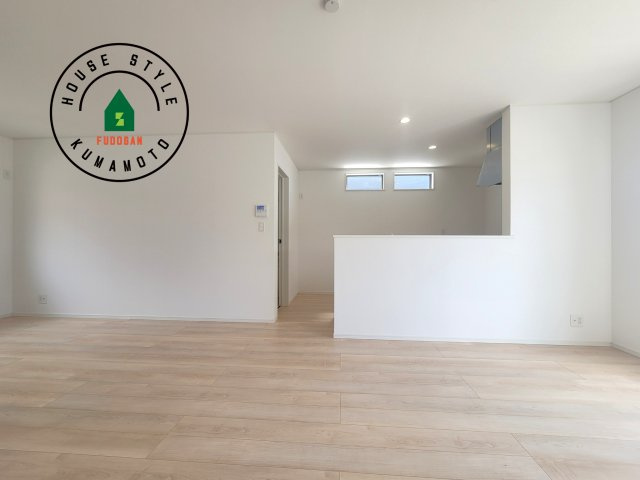 宇土市岩古曽町第2-7棟（4号棟）の居間・リビング|多くの時間を過すことになるリビングだからこそ、いつも穏やかな空間・解放感が味わえ毎日が充実します。