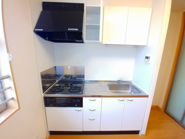 明石市大久保町大窪のアパートのキッチン|ガスコンロあり。
