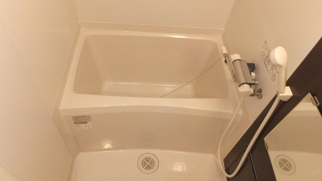 クレイノ長田天神の浴室