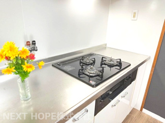 【キッチン】 | リフォーム完成！尼崎市昭和南通８丁目中古テラスハウス　 | ガス３コクチコンロです♪お料理もスピーディーに仕上がりますね(^^)