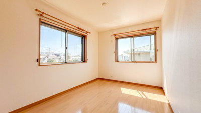 【洋室】 | 横浜市泉区上飯田町 中古戸建 全1棟