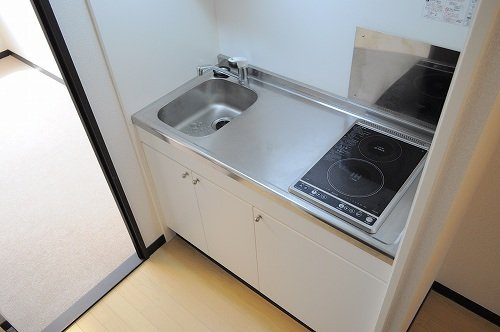 神戸市長田区五位ノ池町４丁目のアパートのキッチン|ワイドキッチン　2口コンロ　IH対応