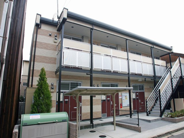 神戸市兵庫区東出町３丁目のアパート