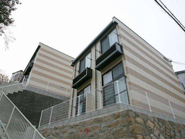 神戸市長田区高東町１丁目のアパート