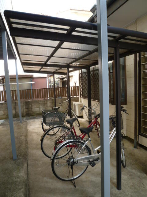 敷地内駐輪スペース