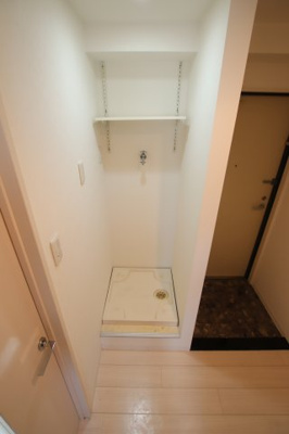 【設備】 | NM・ONZE(エヌエムオンズ) | 室内洗濯機置場