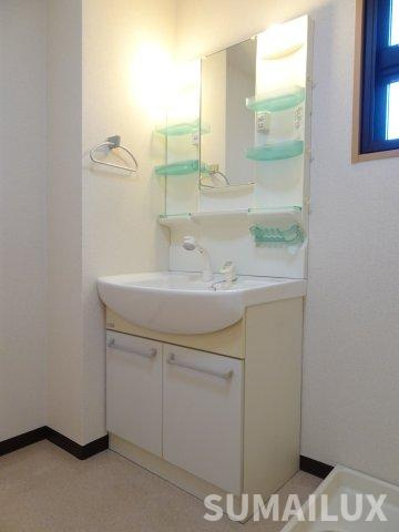 熊本市東区小山２丁目の賃貸マンションの独立洗面台