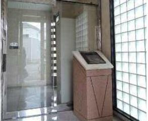 【エントランス】