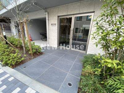 【エントランス】 | レオーネ志村坂上