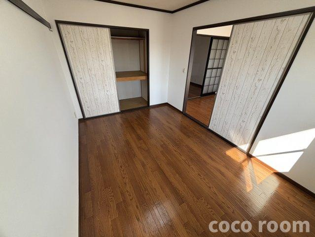 サンコート藤岡Aの居間・リビング