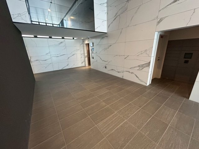M.hills西本町のロビー