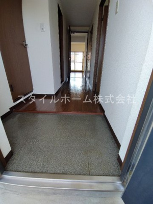 【玄関】 | フィオーレ大山Ⅱ | 別部屋写真です。