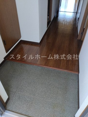 【玄関】 | フィオーレ大山Ⅱ | 別部屋写真です。