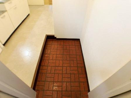 千石明穂ハイツの玄関|シンプルで使いやすい玄関です