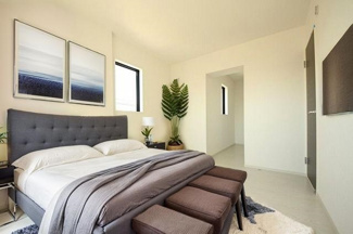 【寝室】 | ※写真内の家具・家電・備品等はCG加工により配置例を示したものでございます。販売価格に含まれません。また、実際のお部屋には家具・家電・備品等はございません。