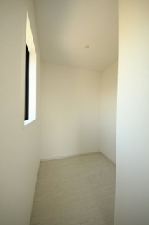 【収納】 | 〇WIC〇
２F8.5帖洋室のウォークインクロゼットです/25.4.29撮影