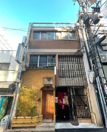 松利ビルの外観|外はこのようになっています